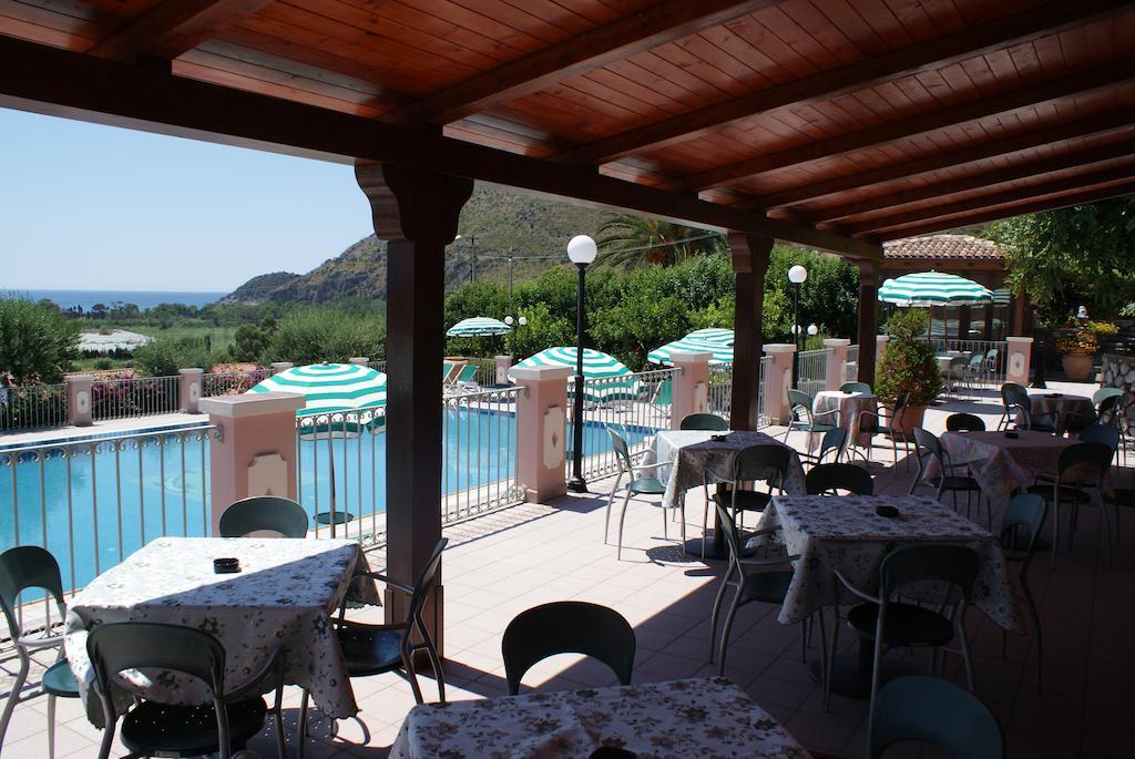 Hotel Ristorante Borgo La Tana Maratea Extérieur photo